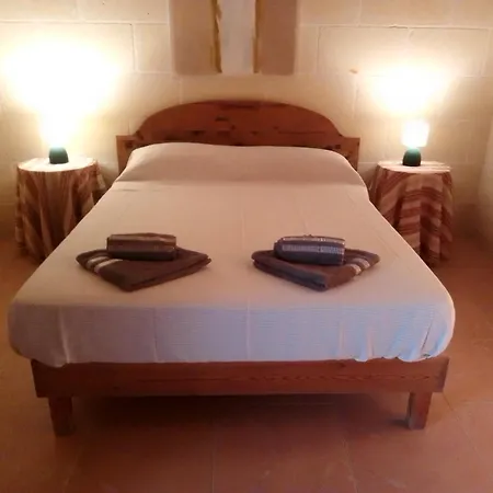 Dar Tal-lumija 4* Ghajnsielem