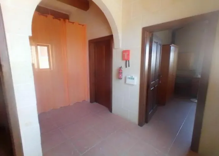 Dar Tal-lumija Għajnsielem