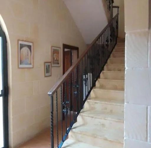 Dar Tal-lumija Bed and Breakfast
