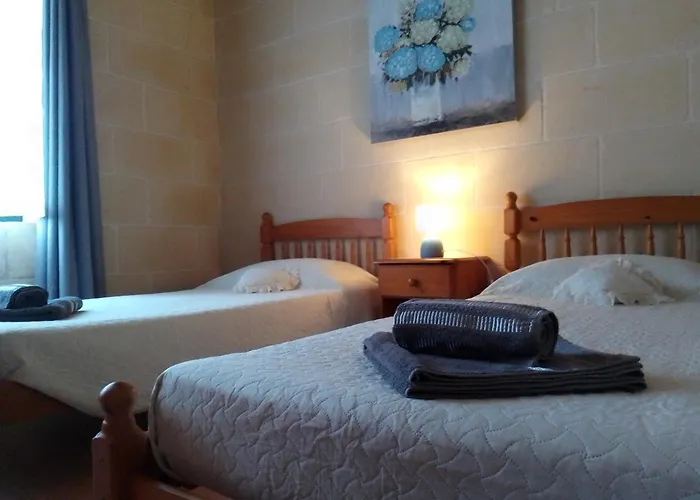 Dar Tal-lumija 4* Għajnsielem